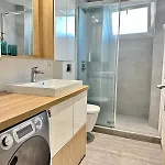 Lejlighed Peyronnet - Fabulous 2 Bedrooms - Sea View - 2min Away