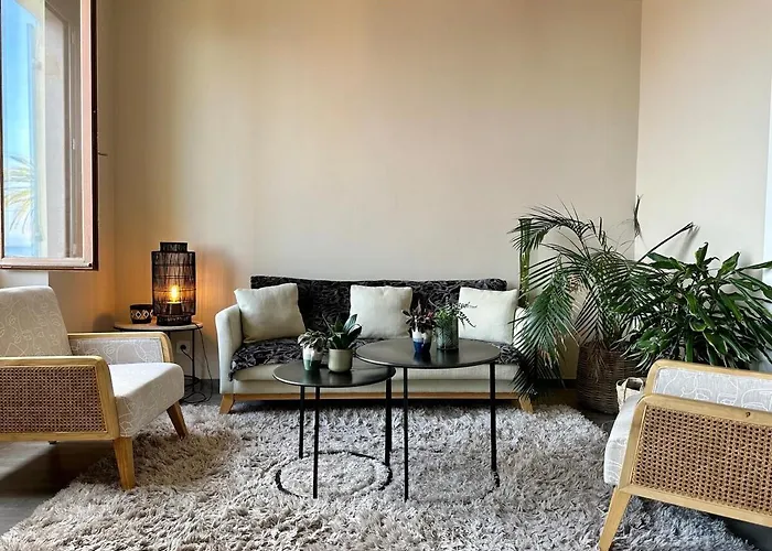 Lägenhet Peyronnet - Fabulous 2 Bedrooms - Sea View - 2min Away