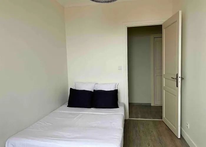 Lägenhet Peyronnet - Fabulous 2 Bedrooms - Sea View - 2min Away